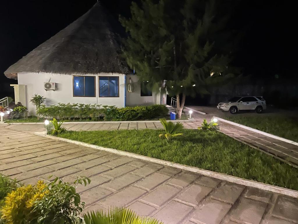 Jambo Beach Hotel Paje Exterior foto
